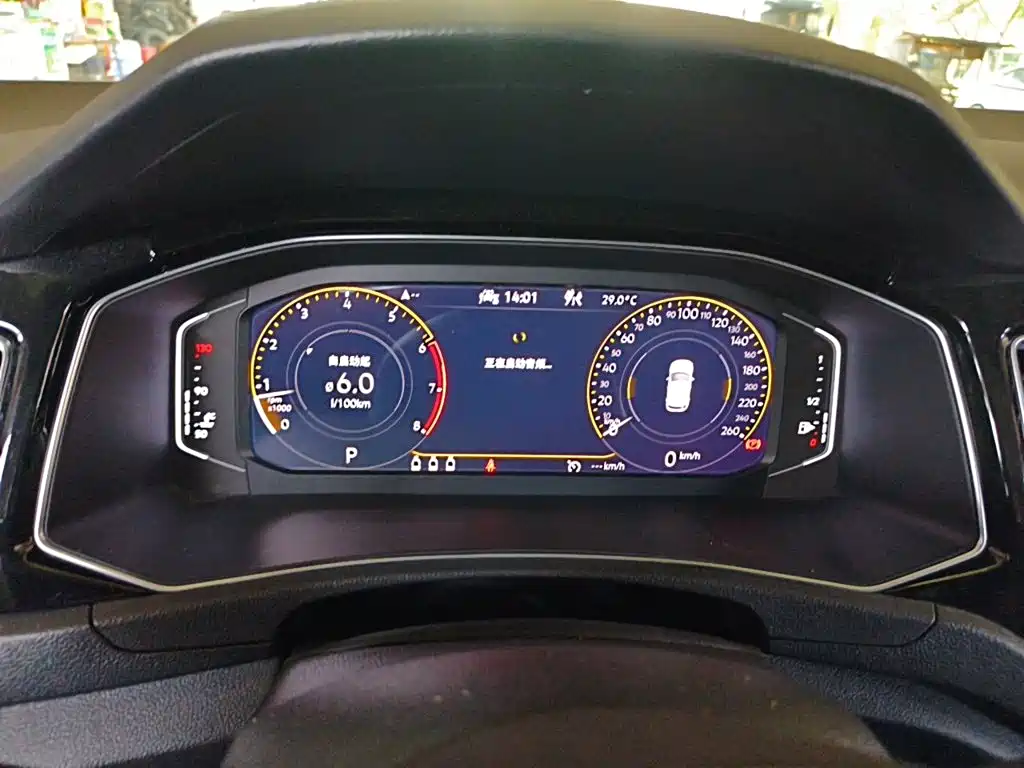Volkswagen T-Roc — миниатюра 7