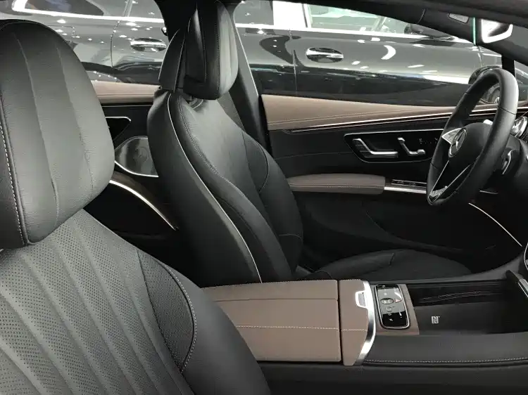 Mercedes-Benz EQS 2023 450+