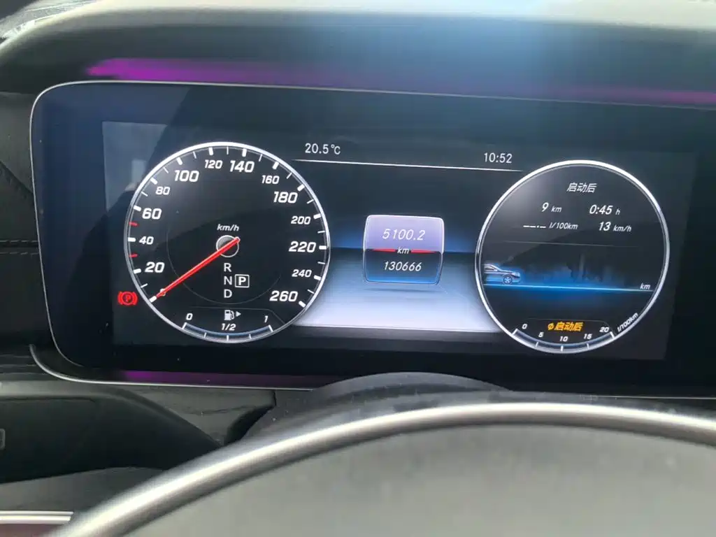 Mercedes-Benz E-Class — миниатюра 12