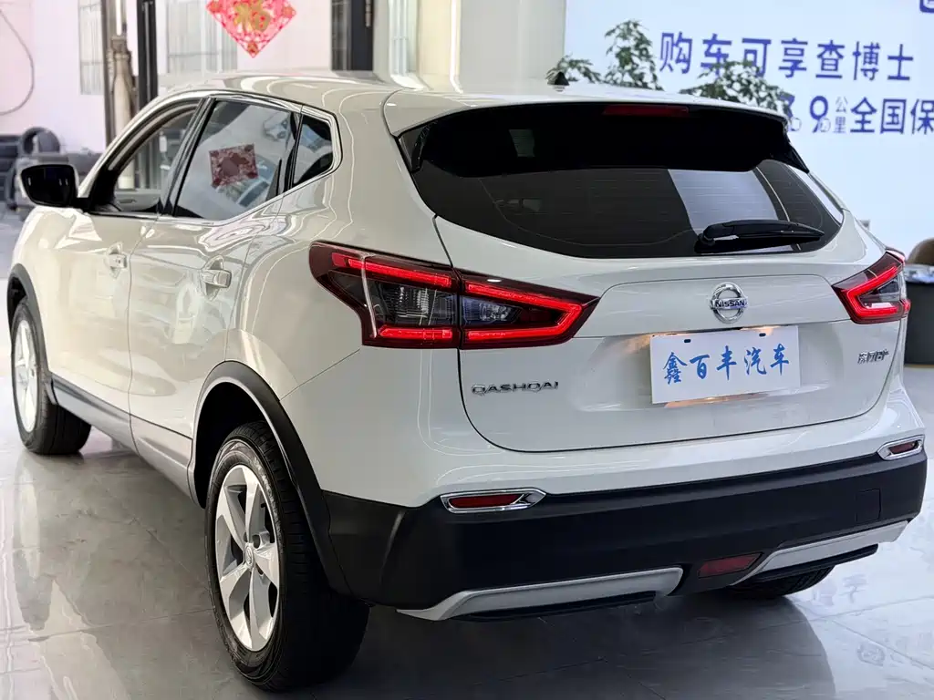 Nissan Qashqai — миниатюра 8