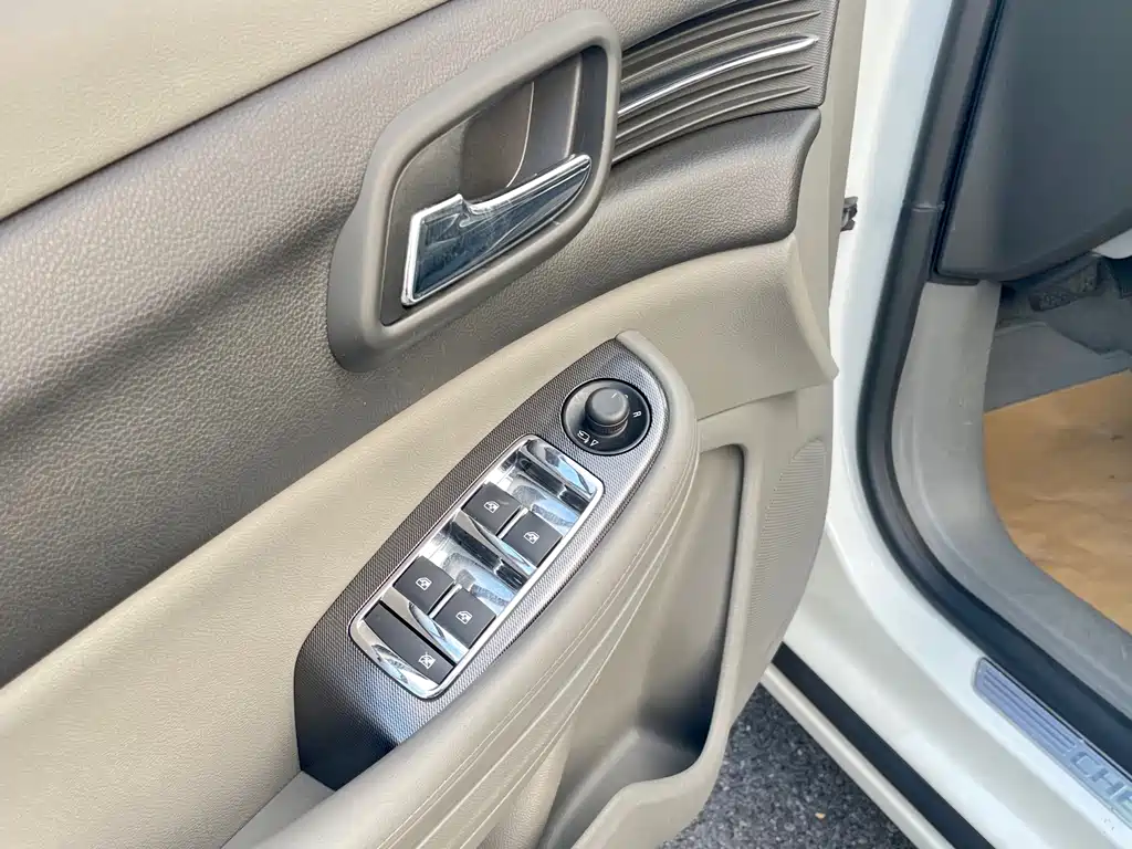 Chevrolet Malibu — миниатюра 10