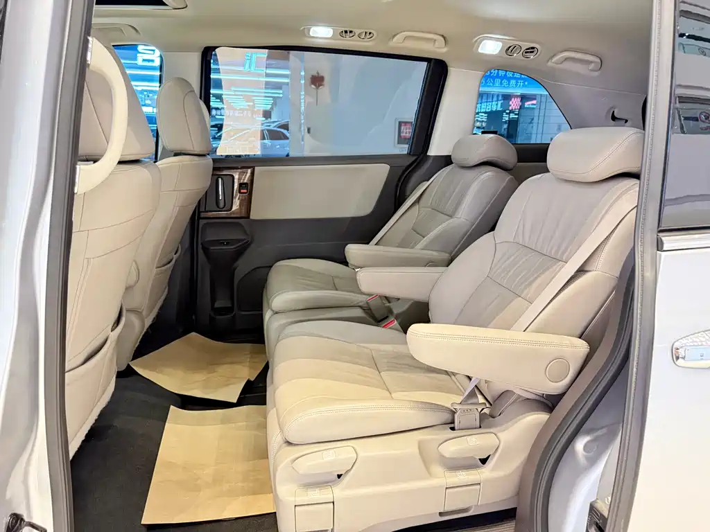Honda Odyssey — миниатюра 8