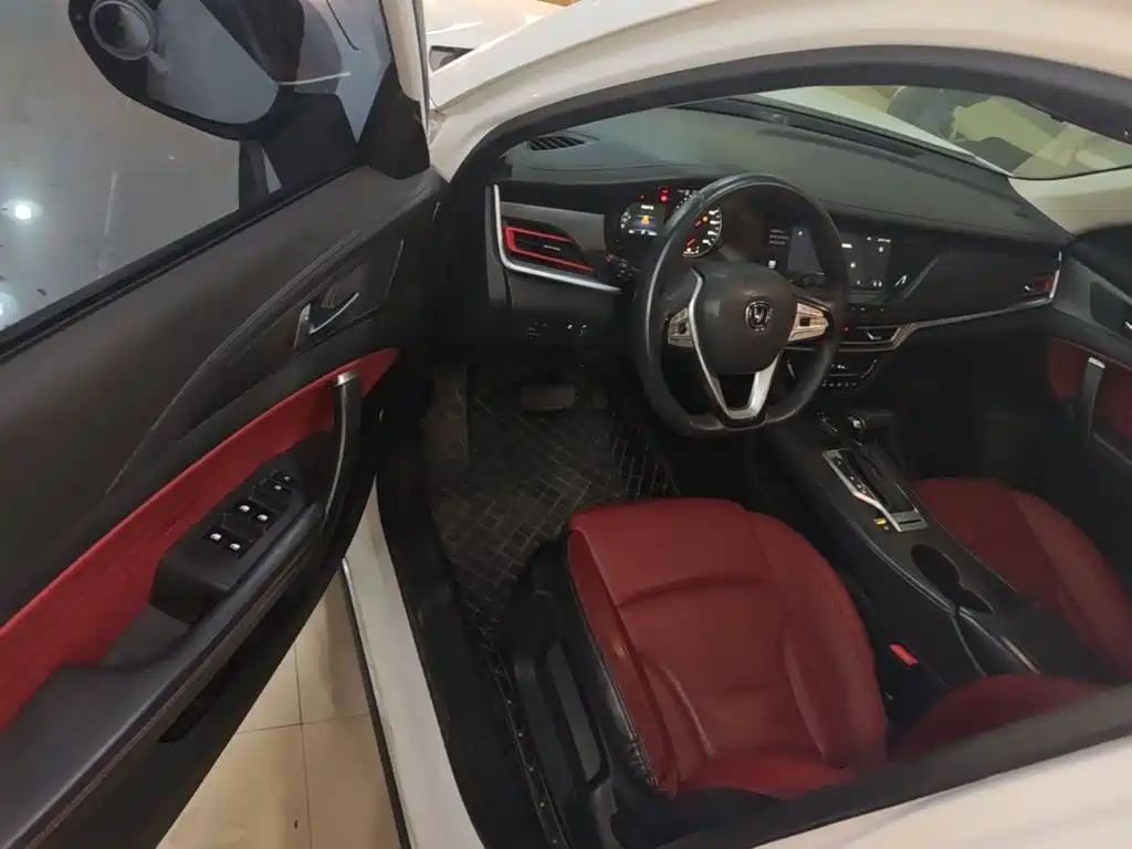 Changan CS35PLUS — миниатюра 16