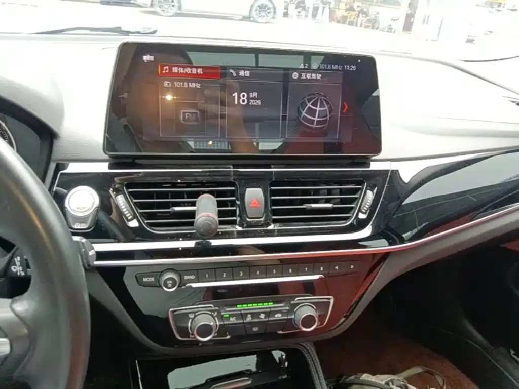 BMW 1 Series — миниатюра 13