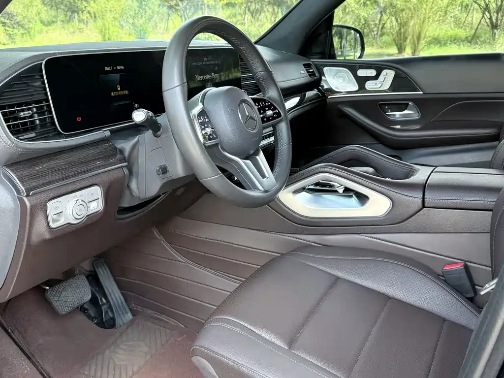 Mercedes-Benz GLS — миниатюра 4