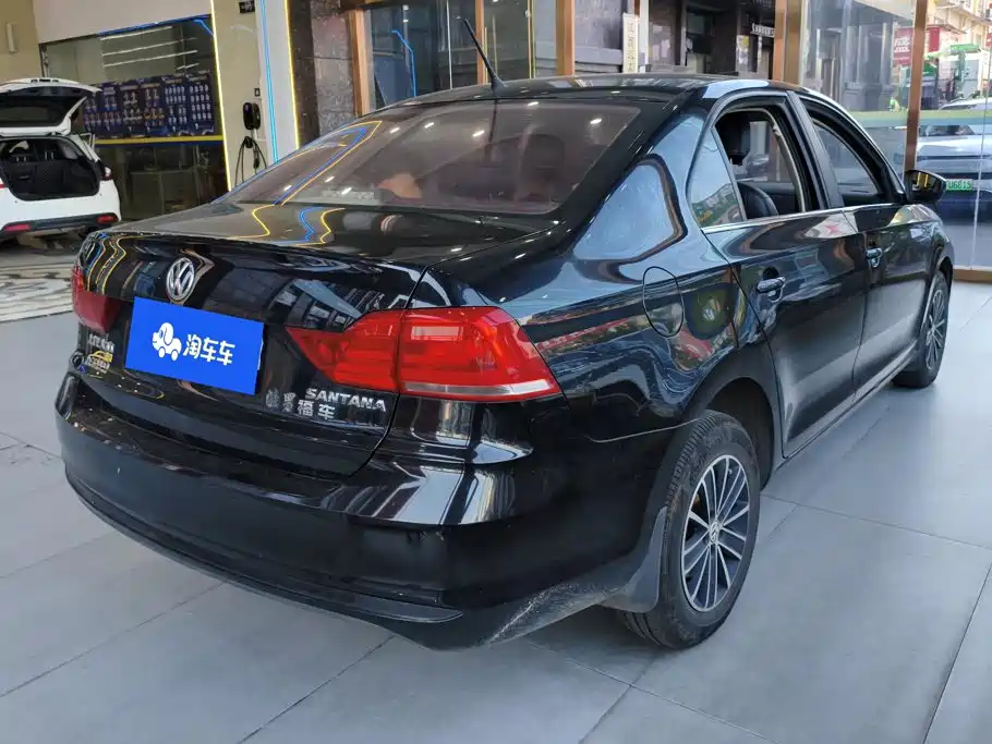 Volkswagen Santana — миниатюра 3
