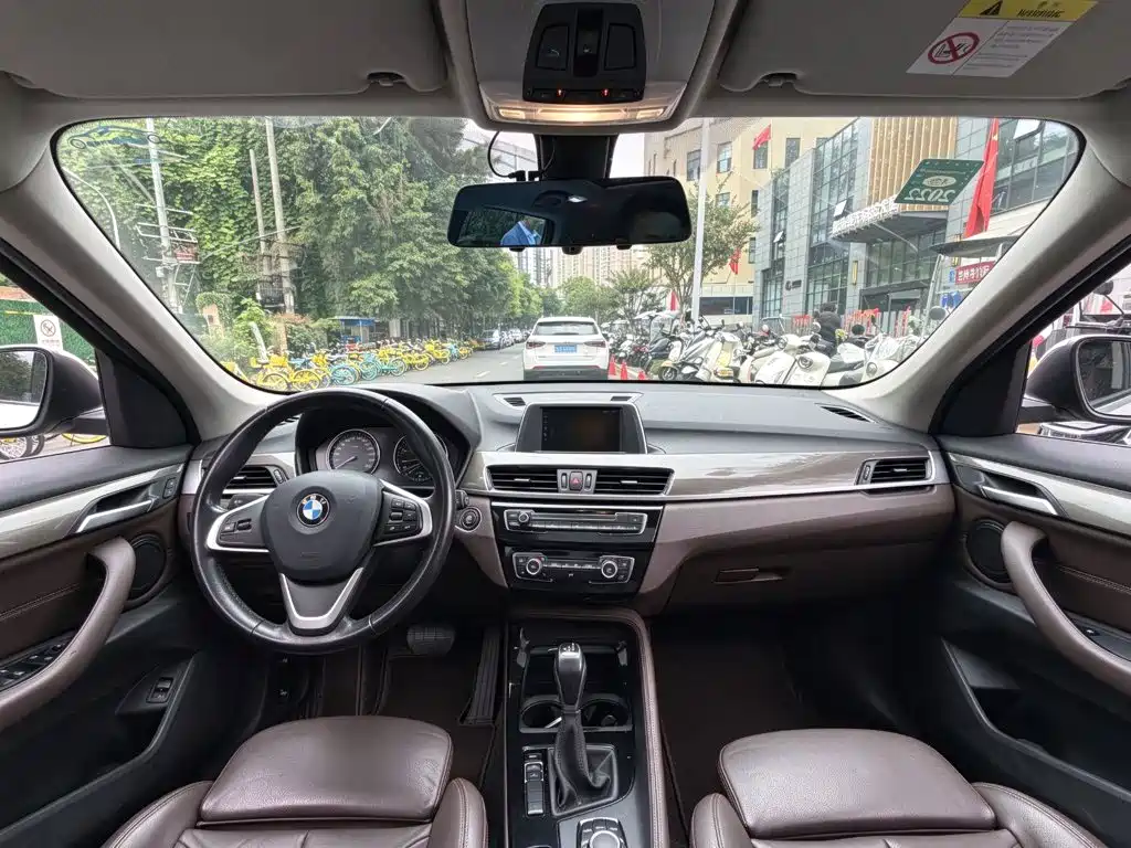 BMW X1 — миниатюра 10