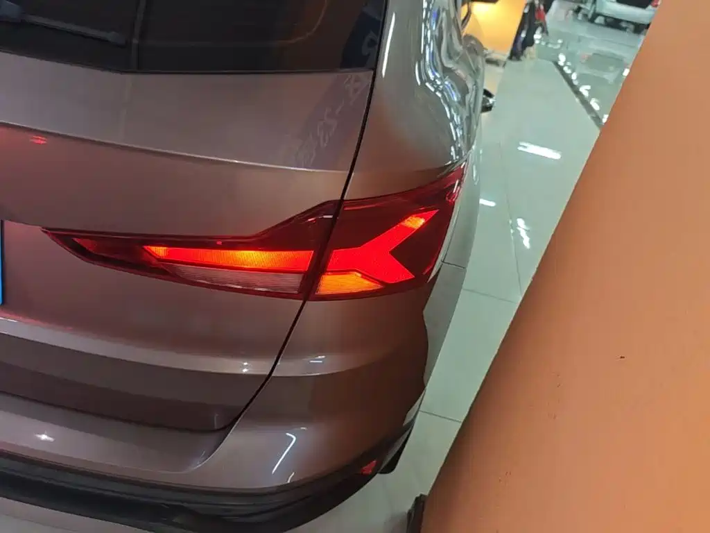 Jetta VS5 — миниатюра 8