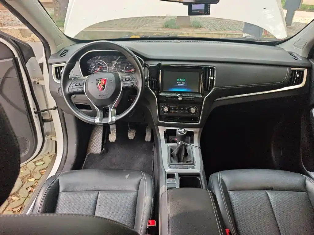 Roewe RX5 — миниатюра 5