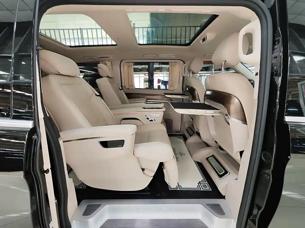 Mercedes-Benz V-Class V 2021 V 260 Luxury