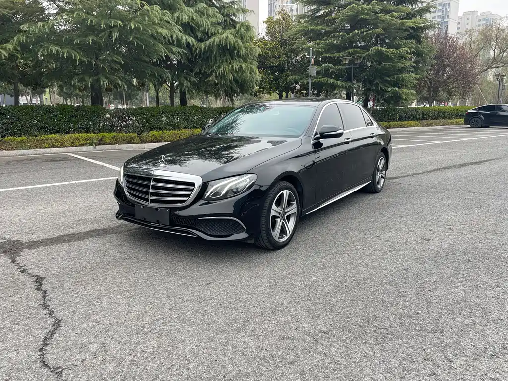 Mercedes-Benz E-Class 2018