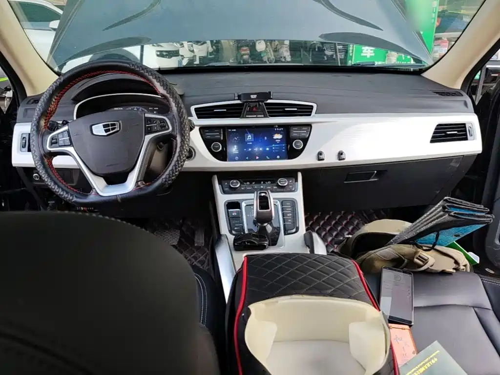 Geely Boyue — миниатюра 10