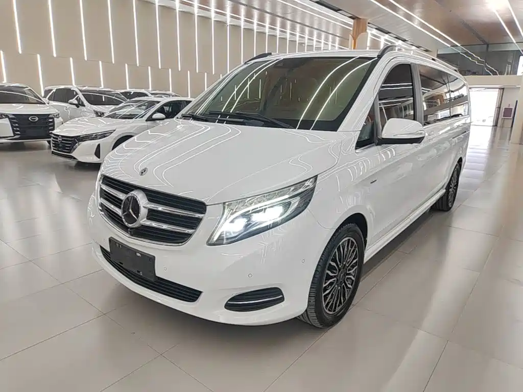 Mercedes-Benz V-Class — миниатюра 2