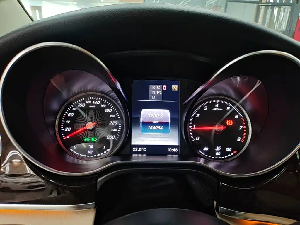 Mercedes-Benz V-Class — миниатюра 12