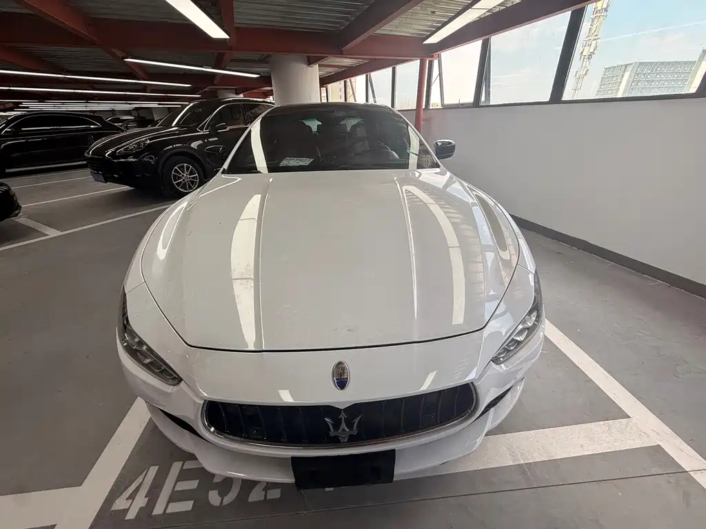 Maserati Ghibli — миниатюра 2