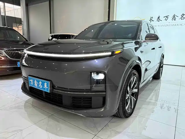 Li Auto IDEAL L8 2023