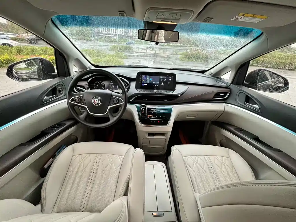 BUICK  GL8
