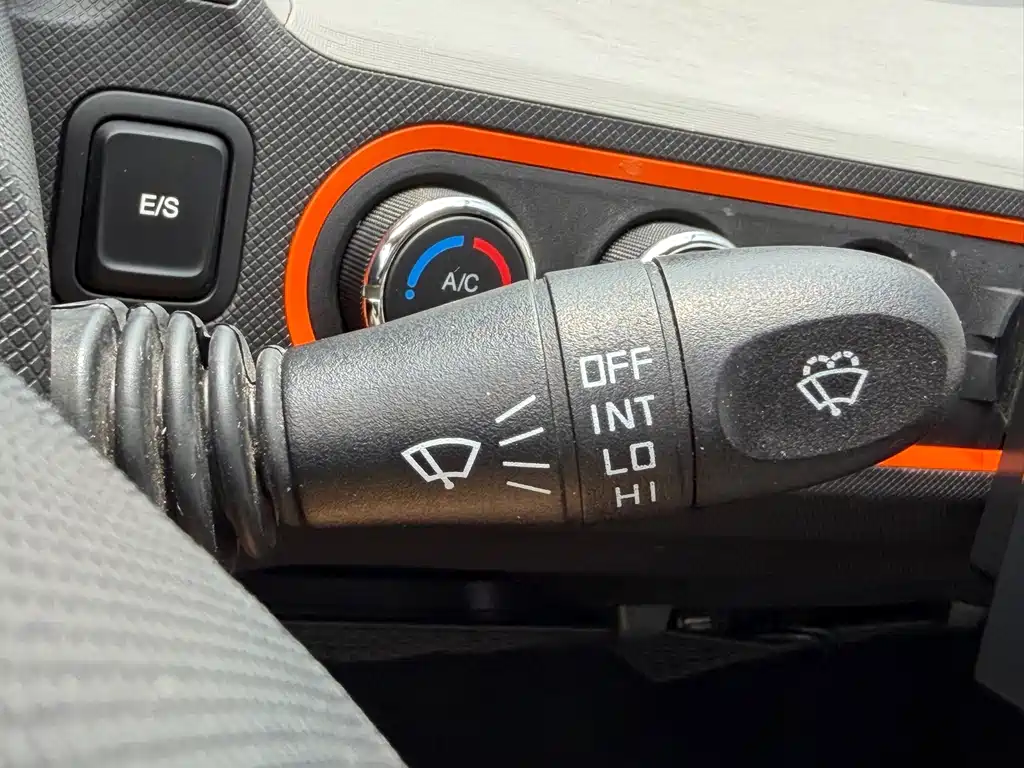 Wuling MINIEV — миниатюра 18