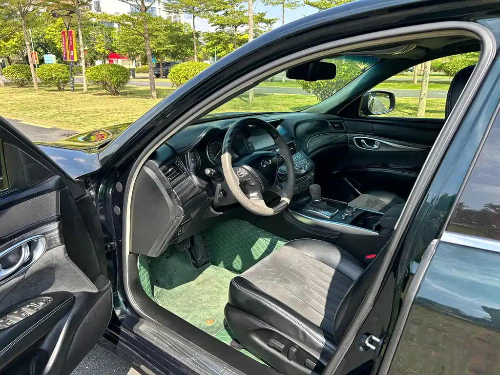 Infiniti Q70 — миниатюра 4