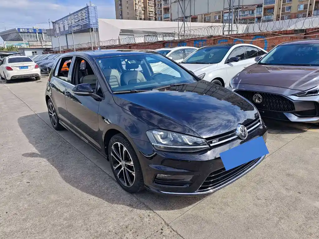 Volkswagen Golf — миниатюра 3