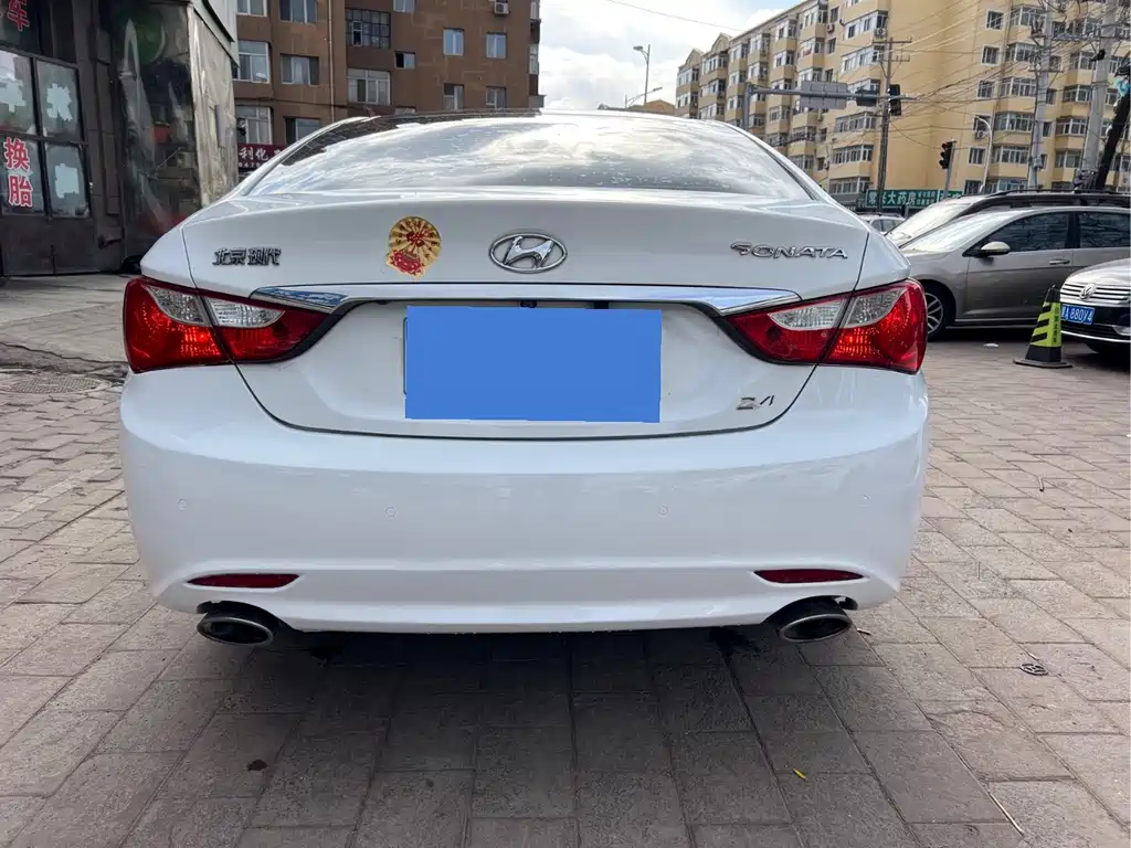 Hyundai Sonata — миниатюра 6