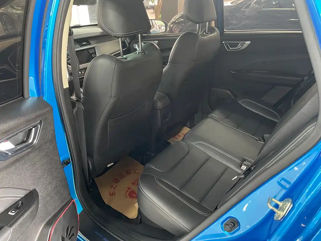 Geely Vision X3 — миниатюра 6