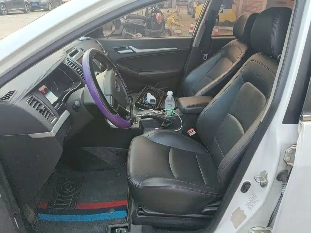 Geely Vision — миниатюра 16