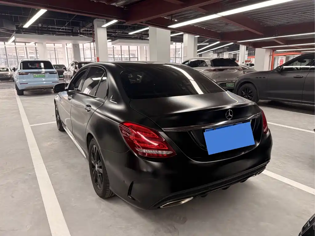 Mercedes-Benz C-Class — миниатюра 9