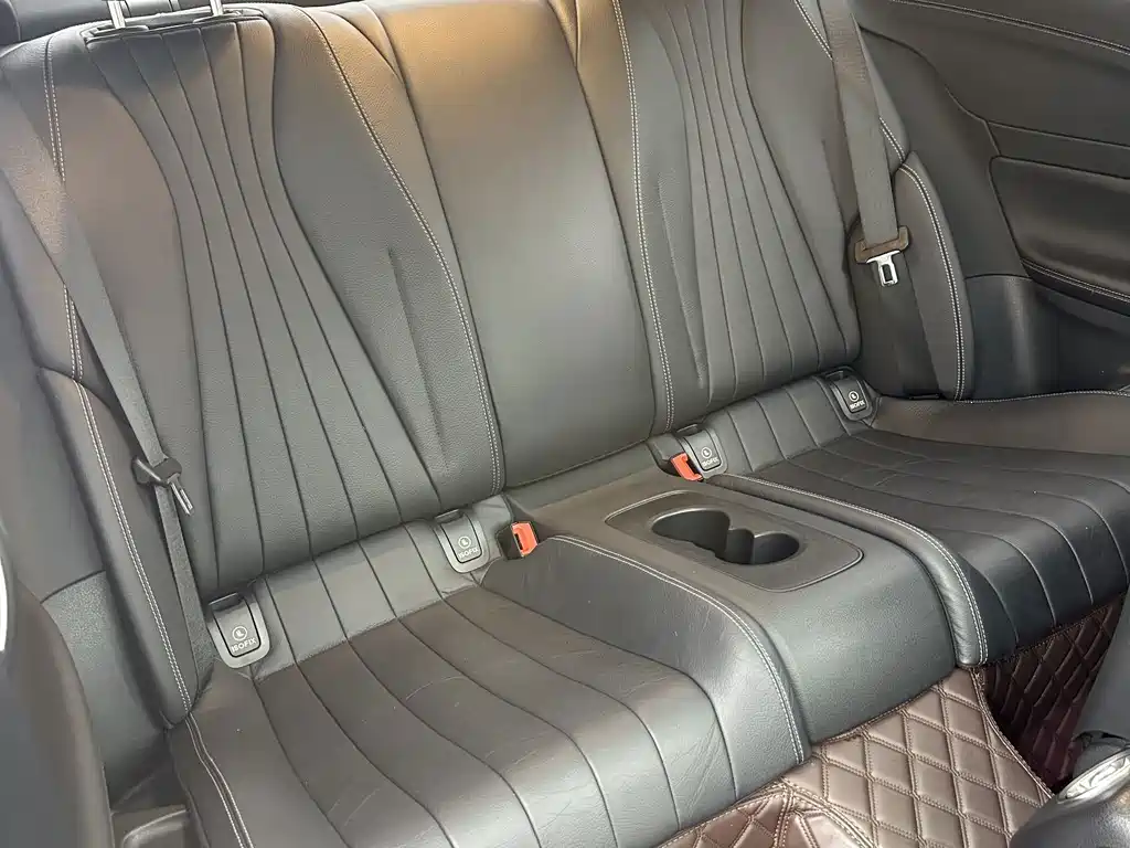 Mercedes-Benz E-Class (Import) — миниатюра 7