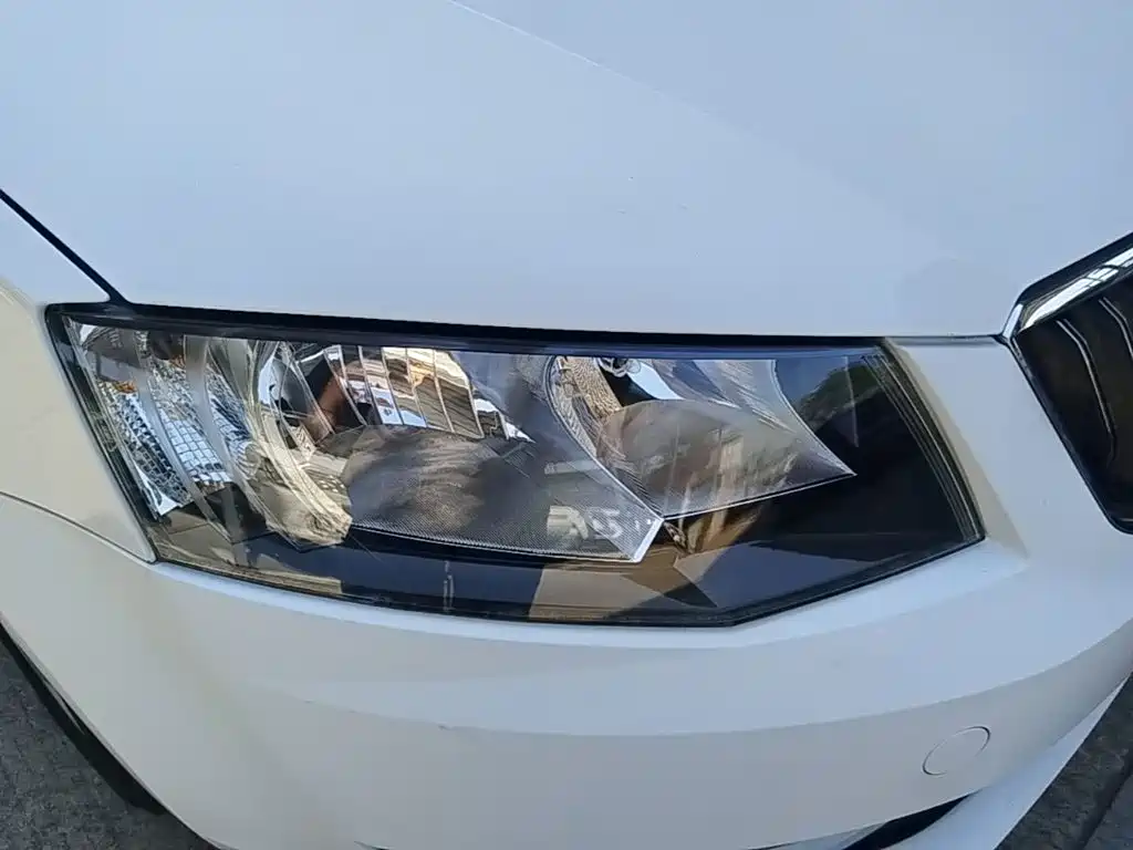 Skoda Octavia — миниатюра 11