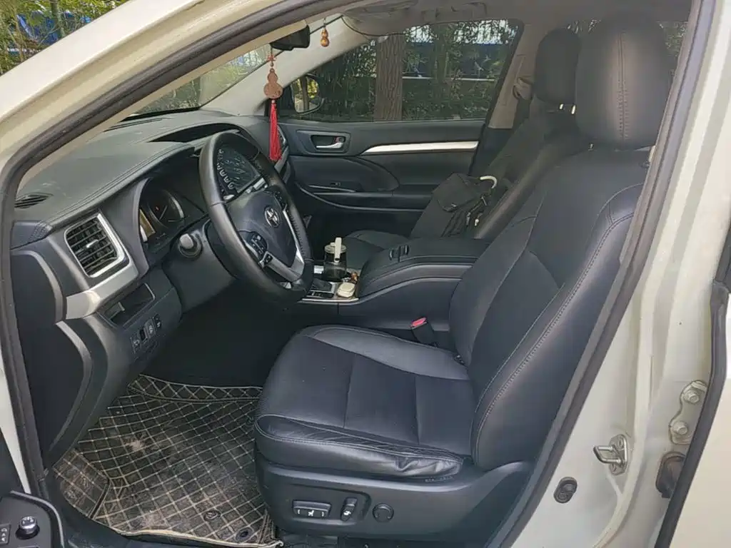 Toyota Highlander — миниатюра 15