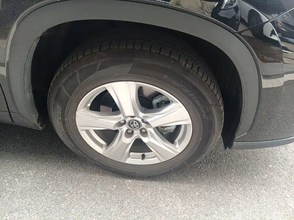 Toyota Highlander — миниатюра 8