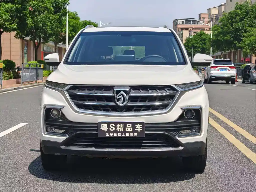 Baojun 530 — миниатюра 2