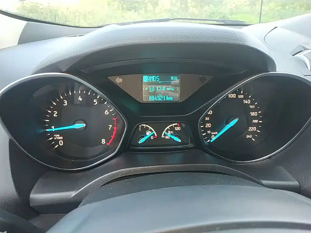 Ford Kuga — миниатюра 12