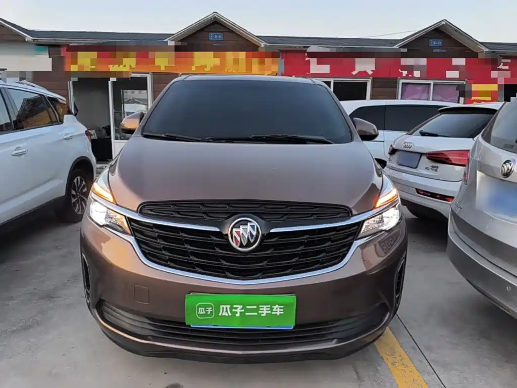 Buick GL8 — миниатюра 3