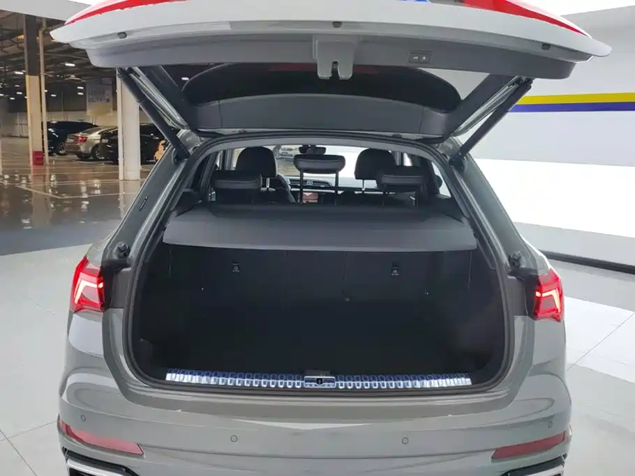 Audi Q3 — миниатюра 4