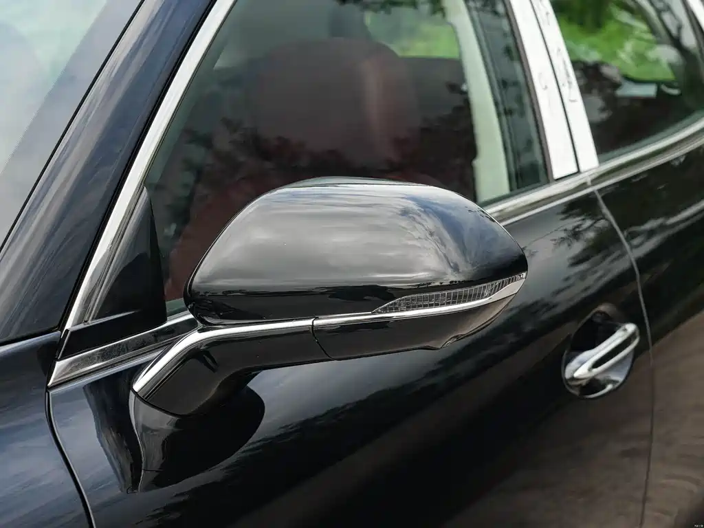 Hongqi Hongqi HS5 — миниатюра 9