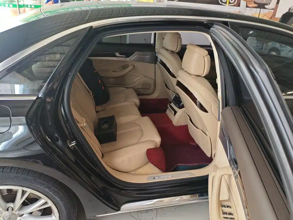 Audi A8 — миниатюра 8