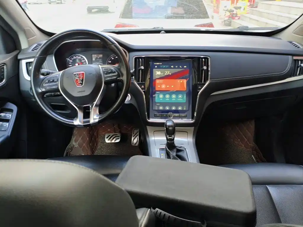 Roewe RX5 — миниатюра 5