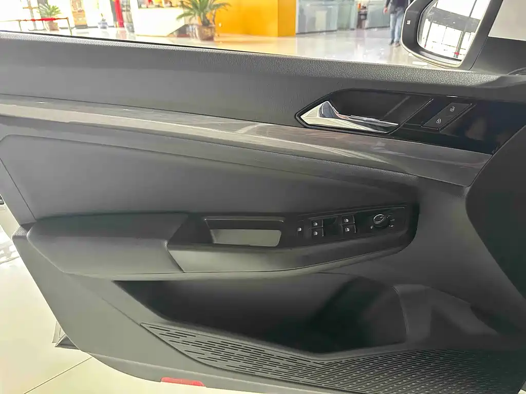 Volkswagen Bora 2021 1.5L AT Elite Smart Connect