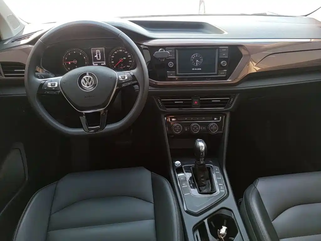 Volkswagen Tharu — миниатюра 10