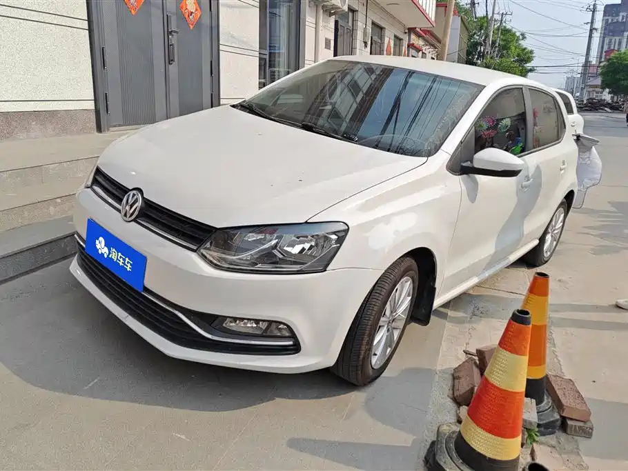 Volkswagen Polo 2015