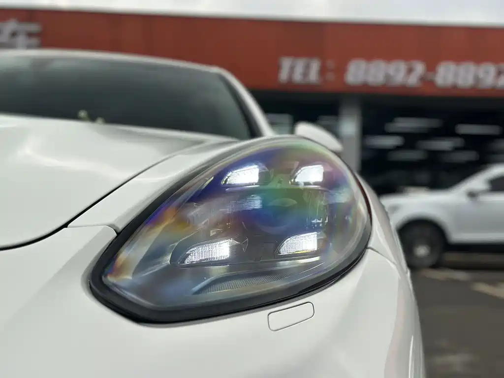 Porsche Panamera — миниатюра 4