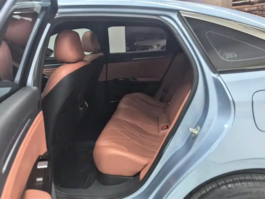 GEELY GALAXY GALAXY L6