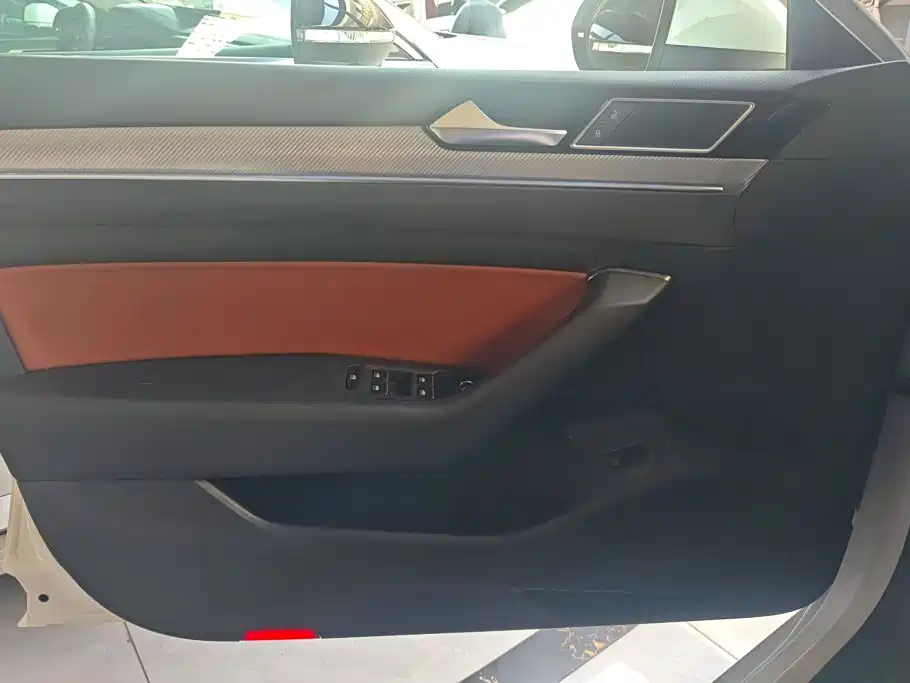 Volkswagen CC — миниатюра 7