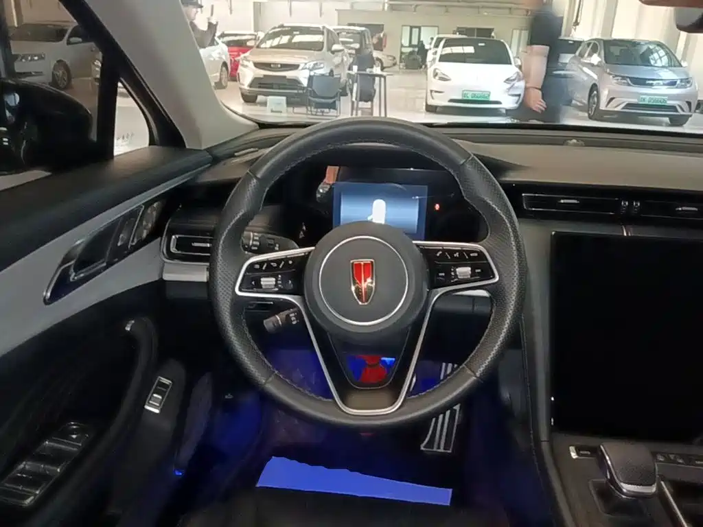 Hongqi Hongqi H5 — миниатюра 11