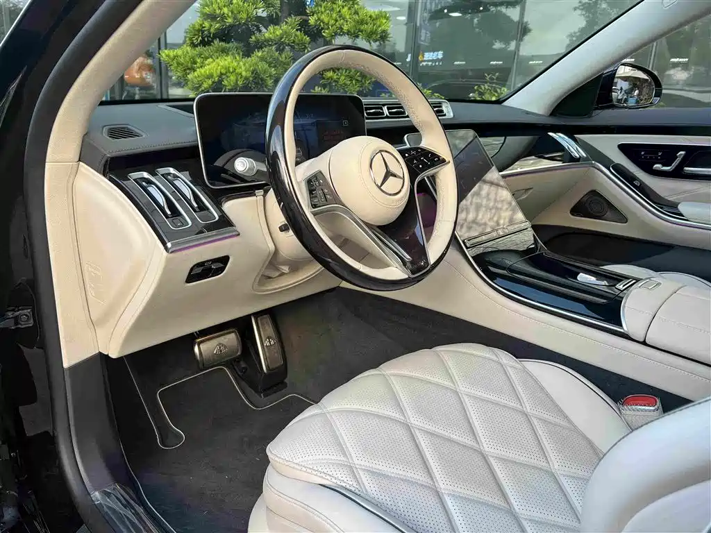 Mercedes-Benz S-Class — миниатюра 2