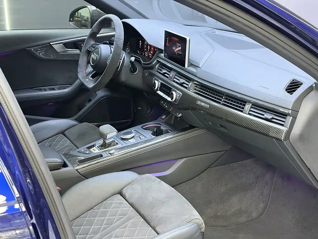 Audi RS 4 — миниатюра 4