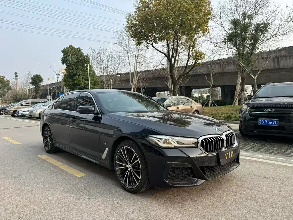 BMW 5 Series 2023