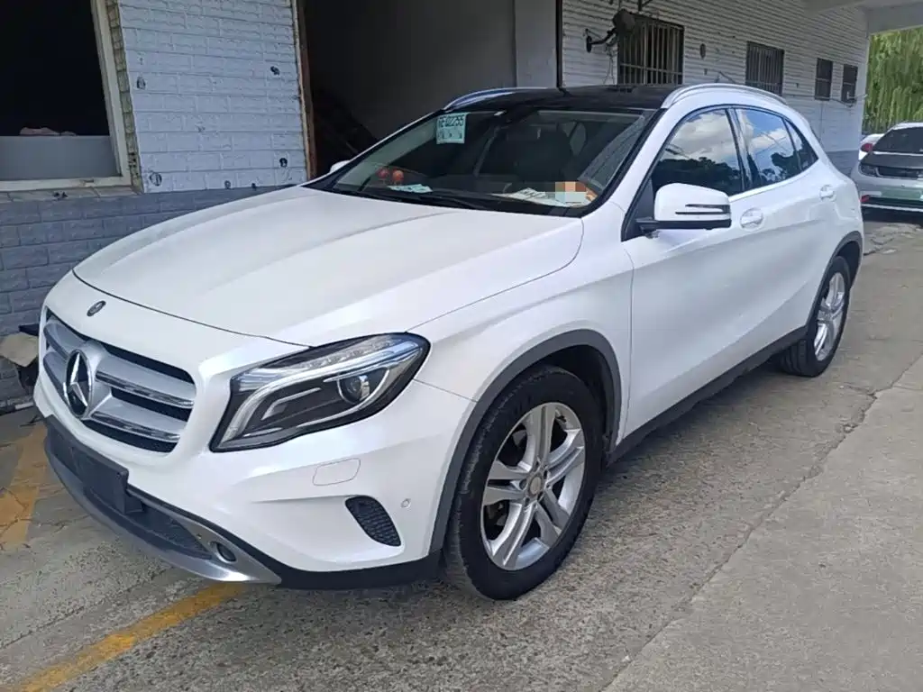Mercedes-Benz GLA (Import) — миниатюра 2